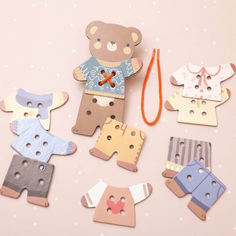 ThreadBear – urocze i edukacyjne – zabawka Montessori do nawlekania w kształcie misia