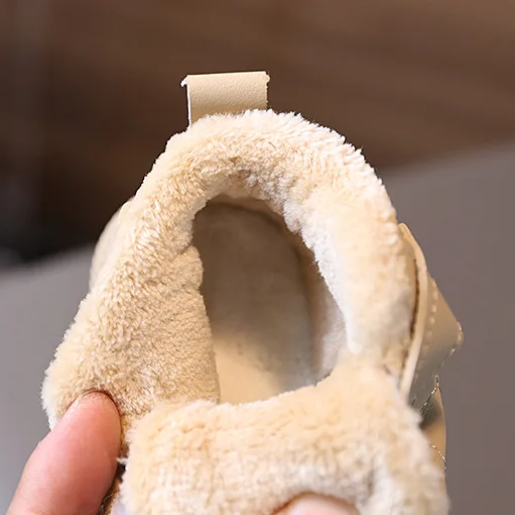 WarmWalk – Wygodne i modne – dziecięce buty zimowe z pluszową wyściółką