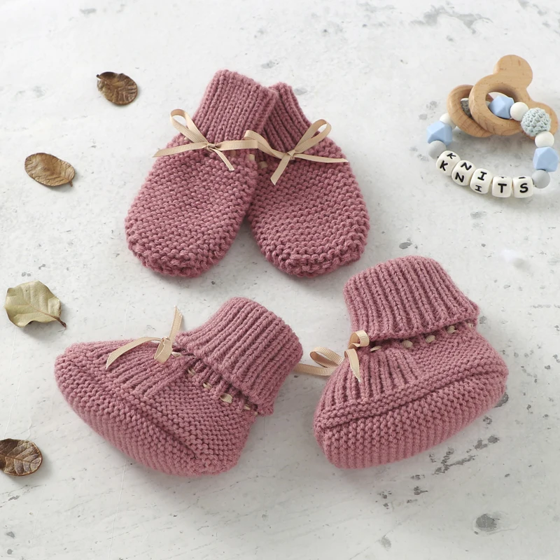 Booties & Mittens – Miękkie i ciepłe – zestaw rękawiczek i bucików