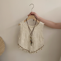 Thumbnail for TinyTrends – Styl boho chic i uroczy – szydełkowany top z plisowaną spódnicą w kratkę