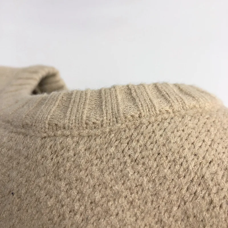 LittleRetro – Ciepły i stylowy – dziecięcy sweter z dzianiny z motywem rombów