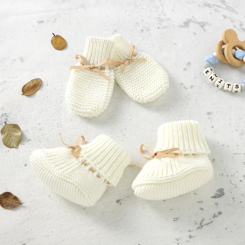 Booties & Mittens – Miękkie i ciepłe – zestaw rękawiczek i bucików