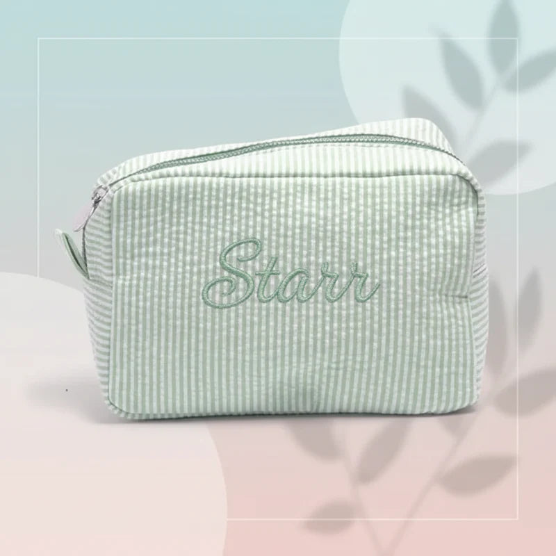 Striped Name Pouch – spersonalizowana i stylowa kosmetyczka