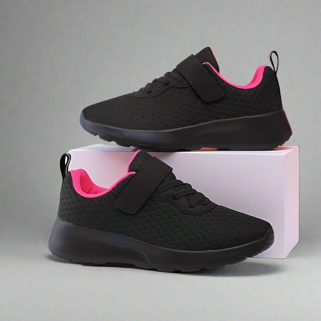 PlayFit – Wygodne i modne – buty do biegania z siateczką