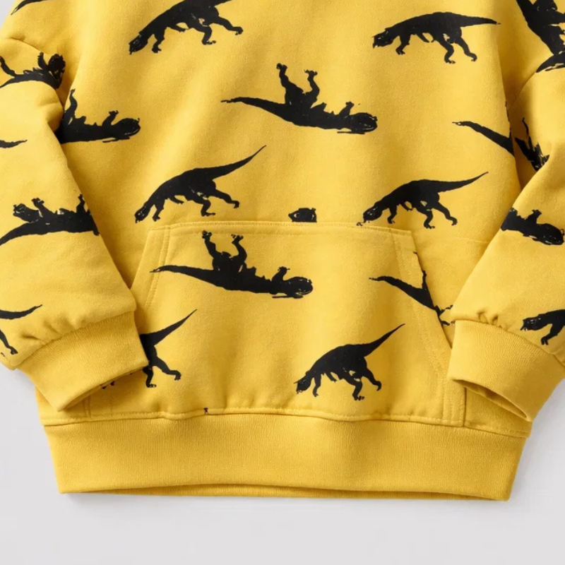 DinoStyle – Ciepła i oddychająca bluza z kapturem z nadrukiem triceratopsa