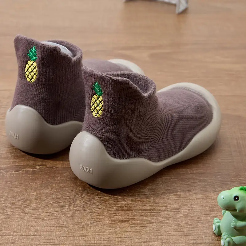 BareFoot – Naturalne chodzenie – buty dla niemowląt z elastyczną podeszwą