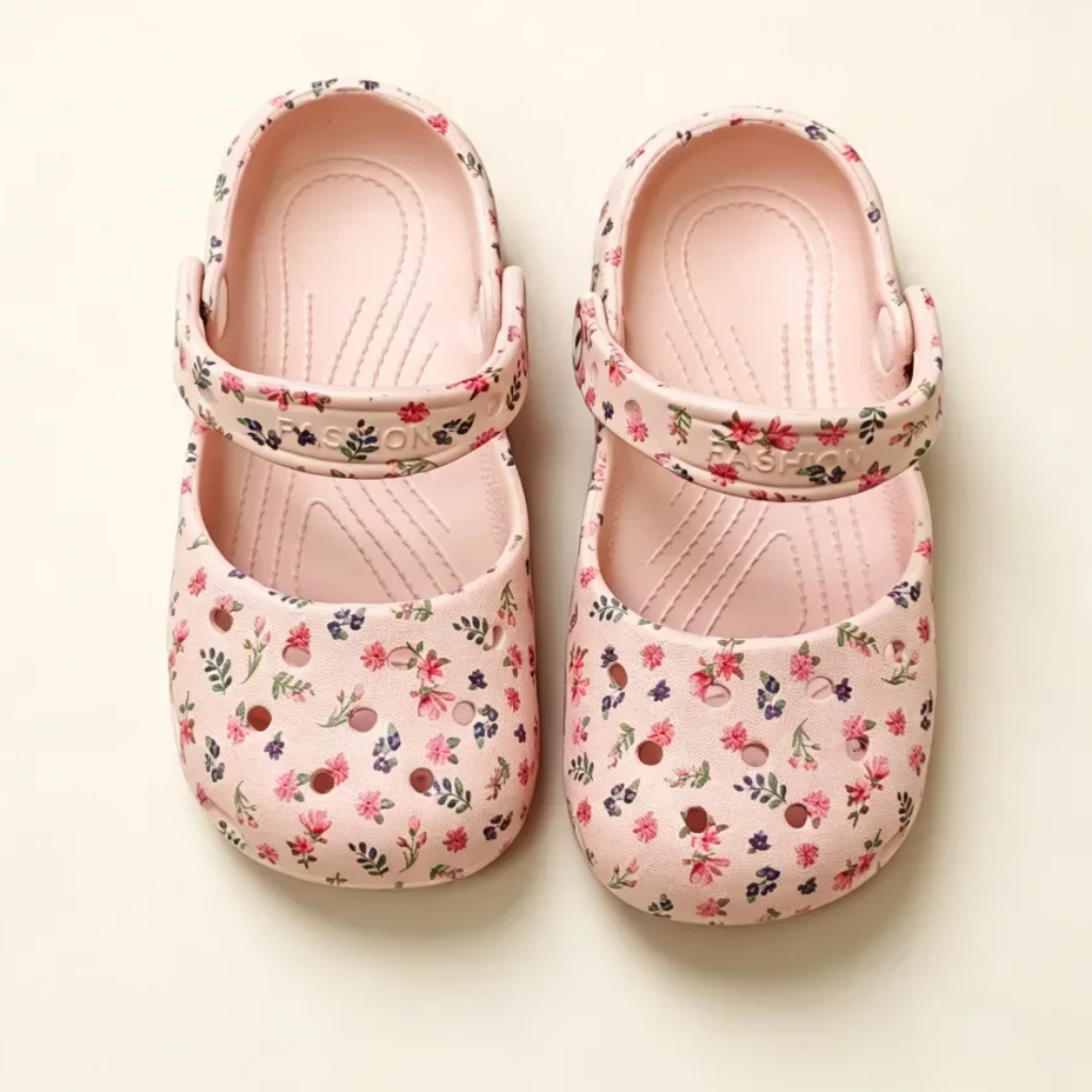 FlowerFeet – Eleganckie i wygodne – sandały w kwiaty