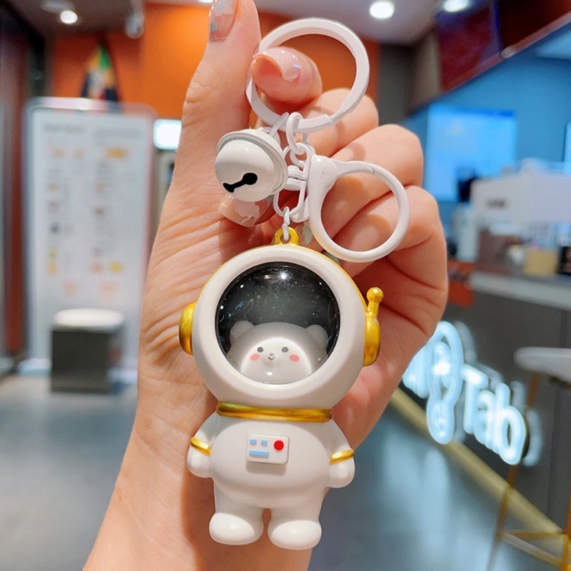 Glowing Astronaut Charm – Urocza i świecąca – zawieszka do torby „Astronauta”