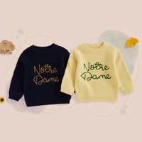 Thumbnail for WarmWeave – Wygodny i zabawny – sweter „Notre Dame”