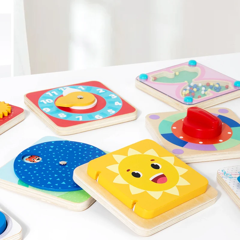 TinySkills – Kreatywne i edukacyjne – magnetyczna tablica zajęciowa Montessori