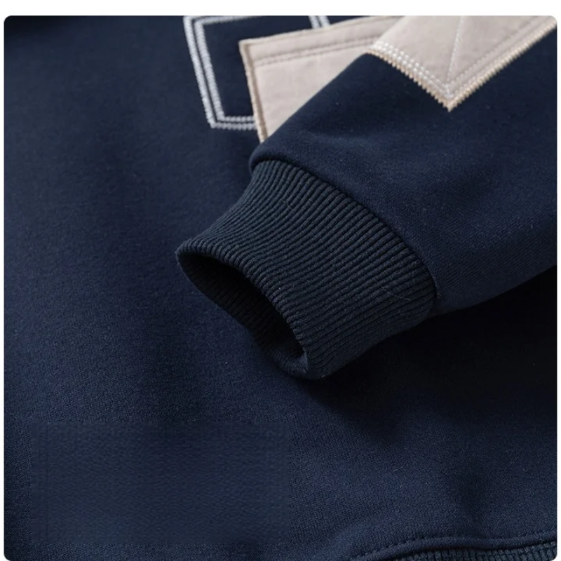 CoolJunior – Ciepły i stylowy – sweter dla chłopców z dżinsowym kołnierzem