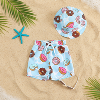Thumbnail for Beach Set – Kolorowe i stylowe – kąpielówki z nadrukiem i czapka