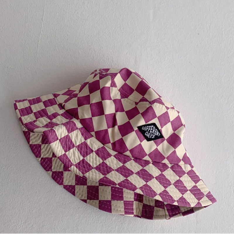 Bucket Hat – Uroczy i chroniący – dziecięcy kapelusz w kratkę