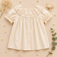 Thumbnail for Ruffle Collar Top – Elegancka i wygodna – bluzka z ozdobnym kołnierzykiem i bufiastymi rękawami
