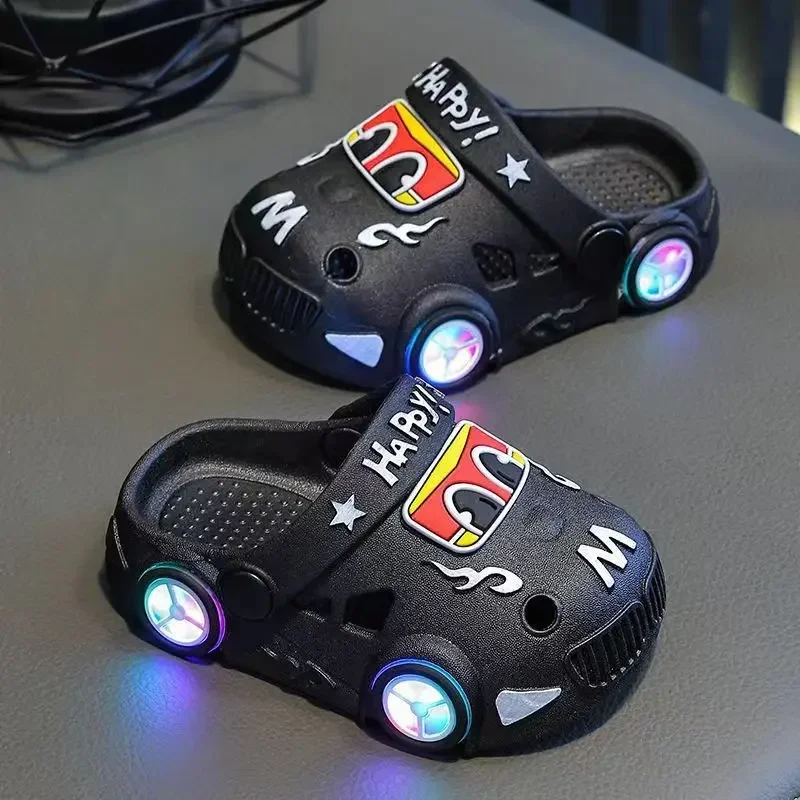 GlowRun – Stylowe i zabawne – kapcie samochodowe z diodami LED