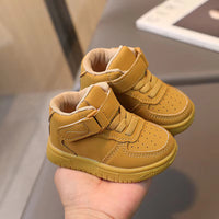 Thumbnail for KidTrend – Solidne i miękkie – trampki dla małych dzieci