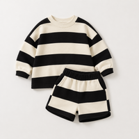 Thumbnail for LittleStyle – Weich & bequem – Gestreiftes Comfy-Set aus Baumwolle