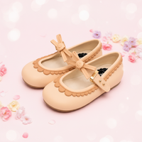 Thumbnail for MiniChic – Elegancja i styl – dziecięce kapcie z kokardką