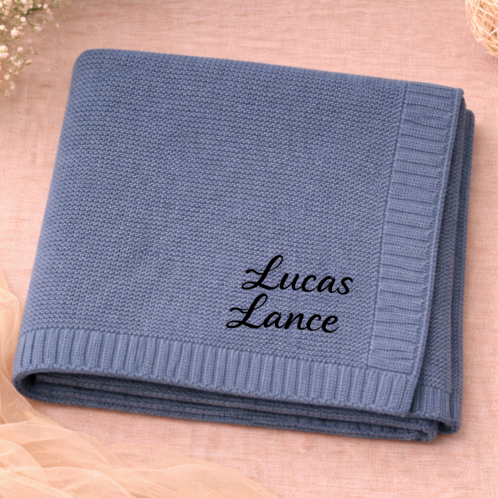 Personalized Baby Blanket – Miękki i wyjątkowy – bawełniany koc z indywidualnym haftem