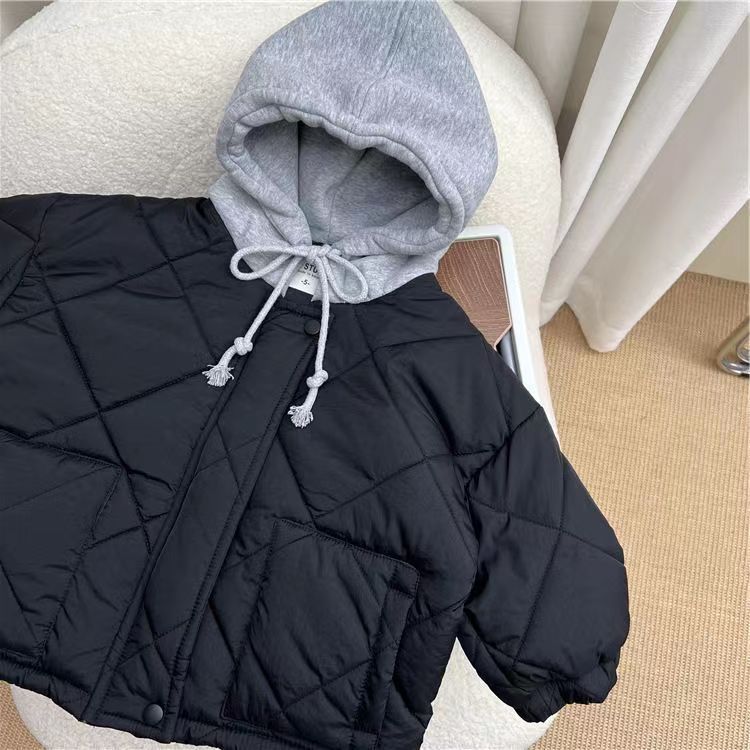 CozyShield – Ciepła i wytrzymała – pikowana kurtka z kapturem