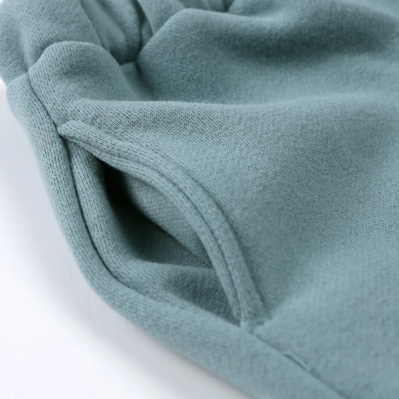 Winter Tracksuit – Ciepło i wygoda – zimowy zestaw odzieży dziecięcej