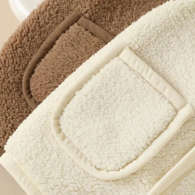 Baby Bear Fleece Vest – Ciepła i miękka – dziecięca kamizelka z motywem misia