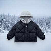 Thumbnail for CozyShield – Ciepła i wytrzymała – pikowana kurtka z kapturem