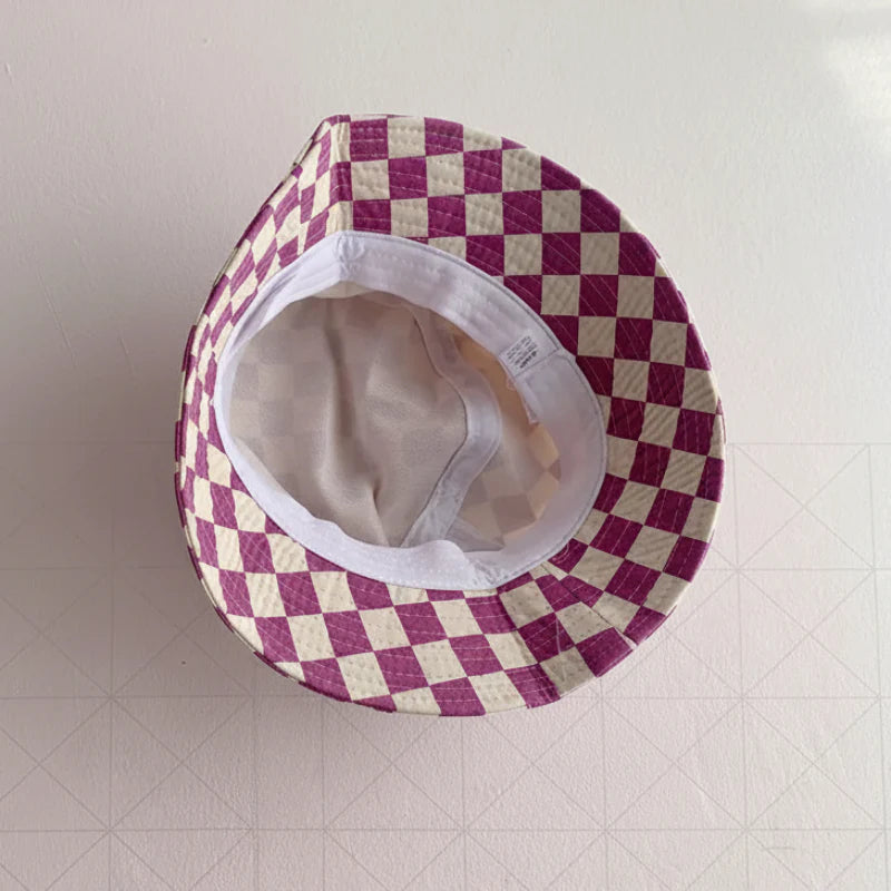 Bucket Hat – Uroczy i chroniący – dziecięcy kapelusz w kratkę