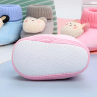 Thumbnail for CuddleSteps – Ciepłe i antypoślizgowe – kapcie dla dzieci z motywami zwierzęcymi