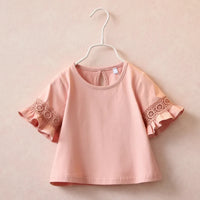 Thumbnail for Girls Trumpet Sleeve Top – Elegancja i wygoda – rękawy z koronką
