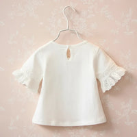 Thumbnail for Girls Trumpet Sleeve Top – Elegancja i wygoda – rękawy z koronką