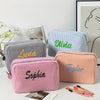 Striped Name Pouch – spersonalizowana i stylowa kosmetyczka