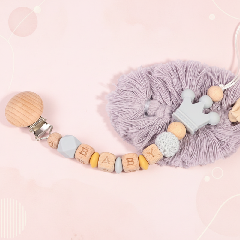 Personalized Pacifier Chain – Bezpiecznie i stylowo – spersonalizowany łańcuszek do smoczka