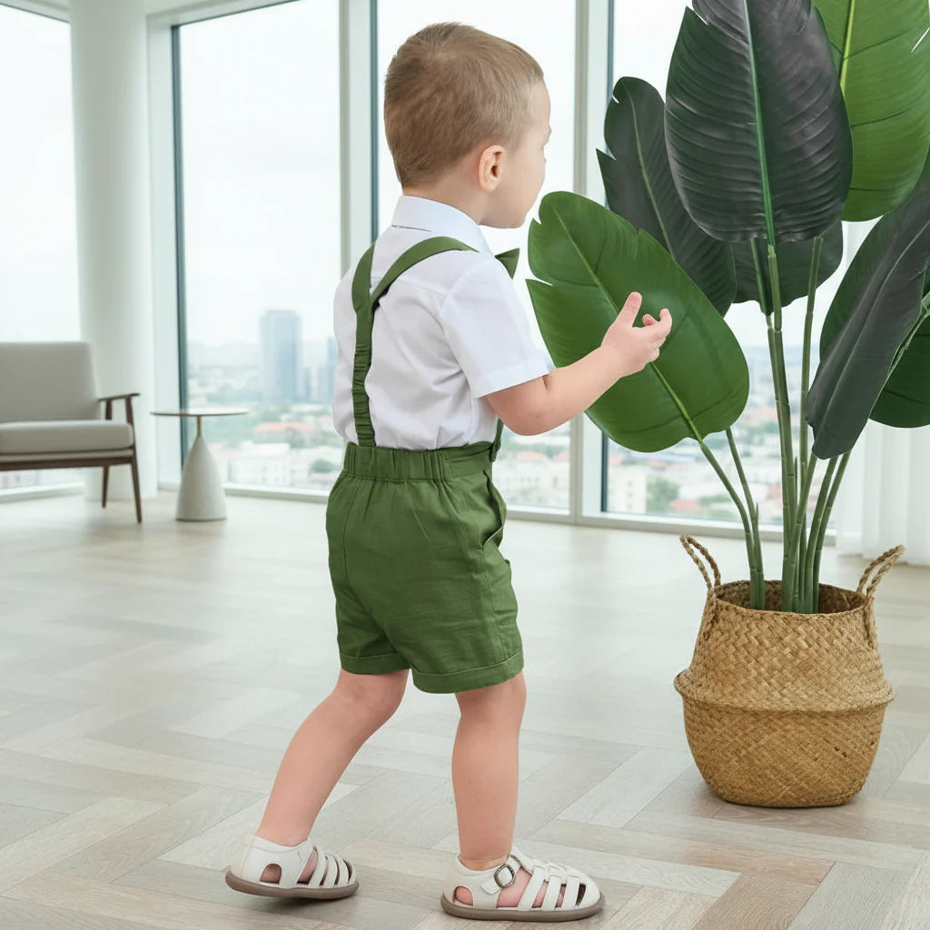 LittleDandy – Klasyczne i eleganckie – Bawełniane spodenki z szelkami, kokardką i koszulą