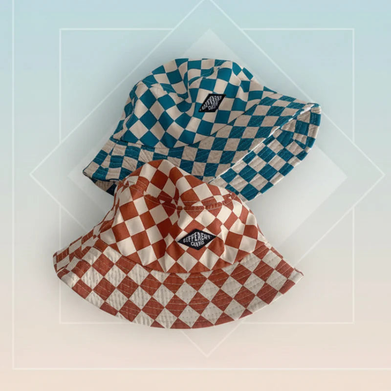 Bucket Hat – Uroczy i chroniący – dziecięcy kapelusz w kratkę