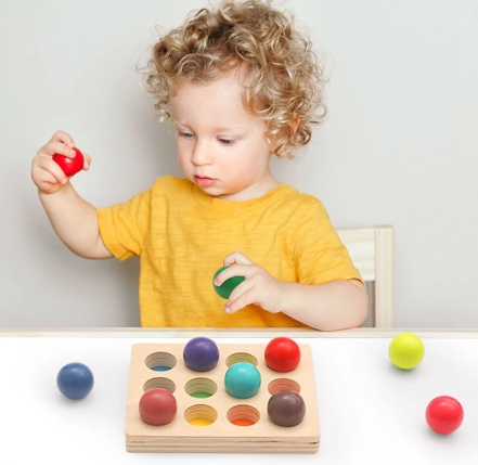 Woods™ - Tęczowe kulki - Edukacyjna gra w sortowanie